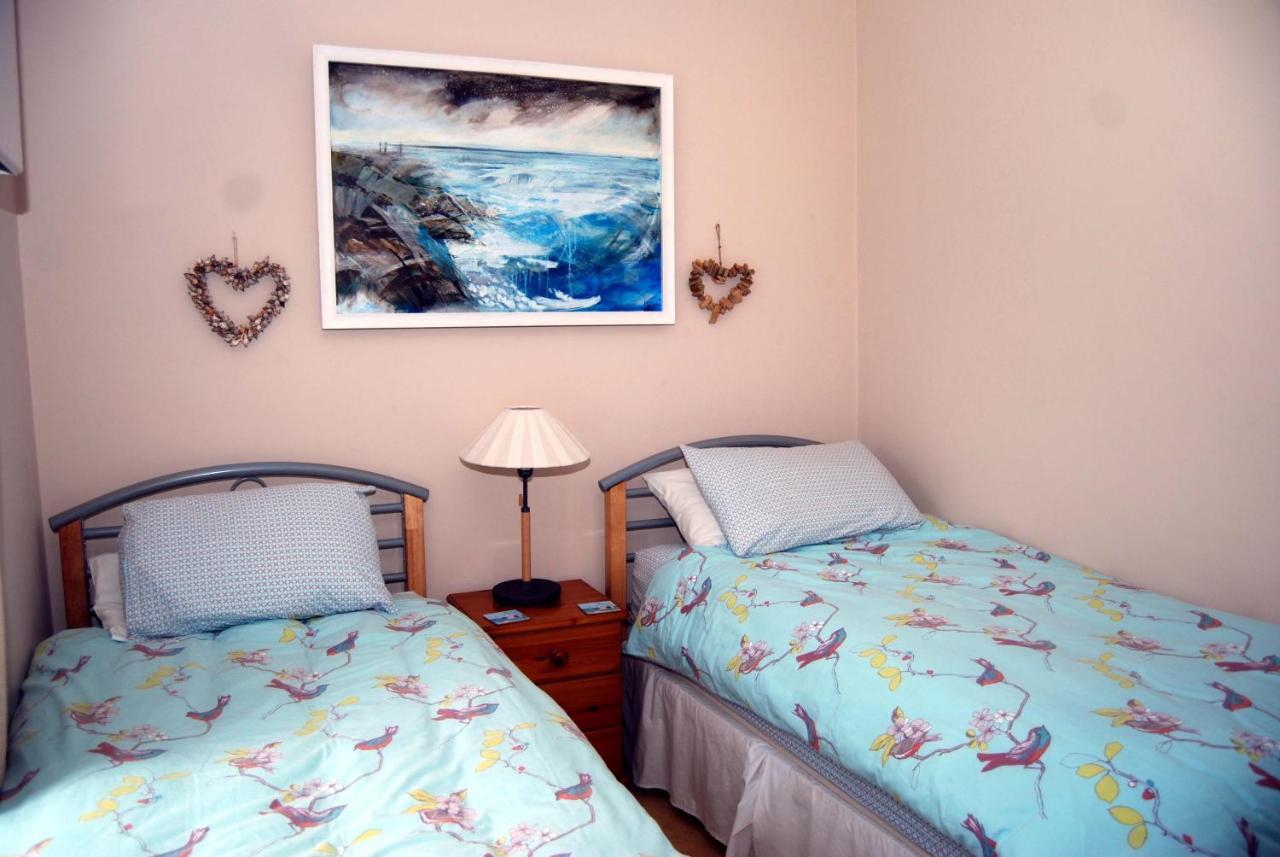 Orsay House Bed & Breakfast Portnahaven Exterior photo