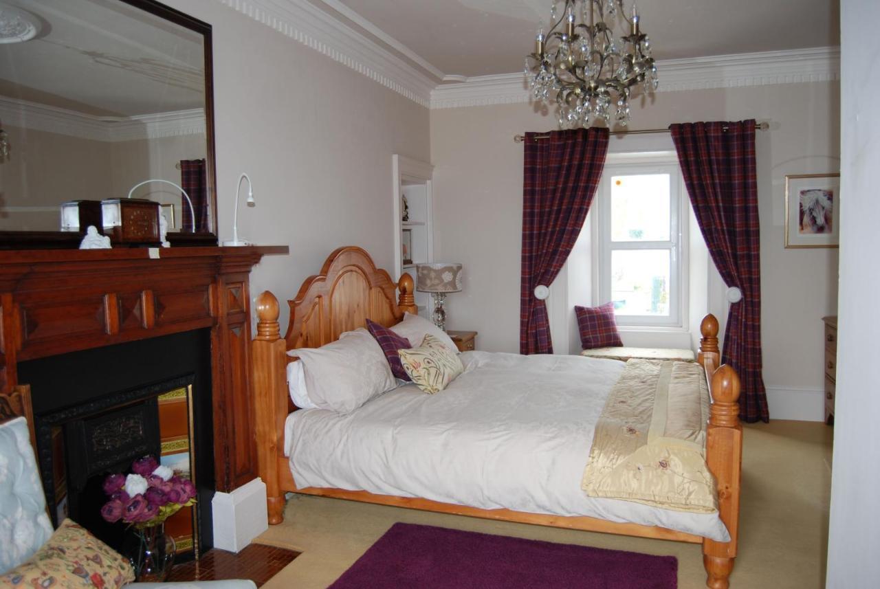 Orsay House Bed & Breakfast Portnahaven Exterior photo