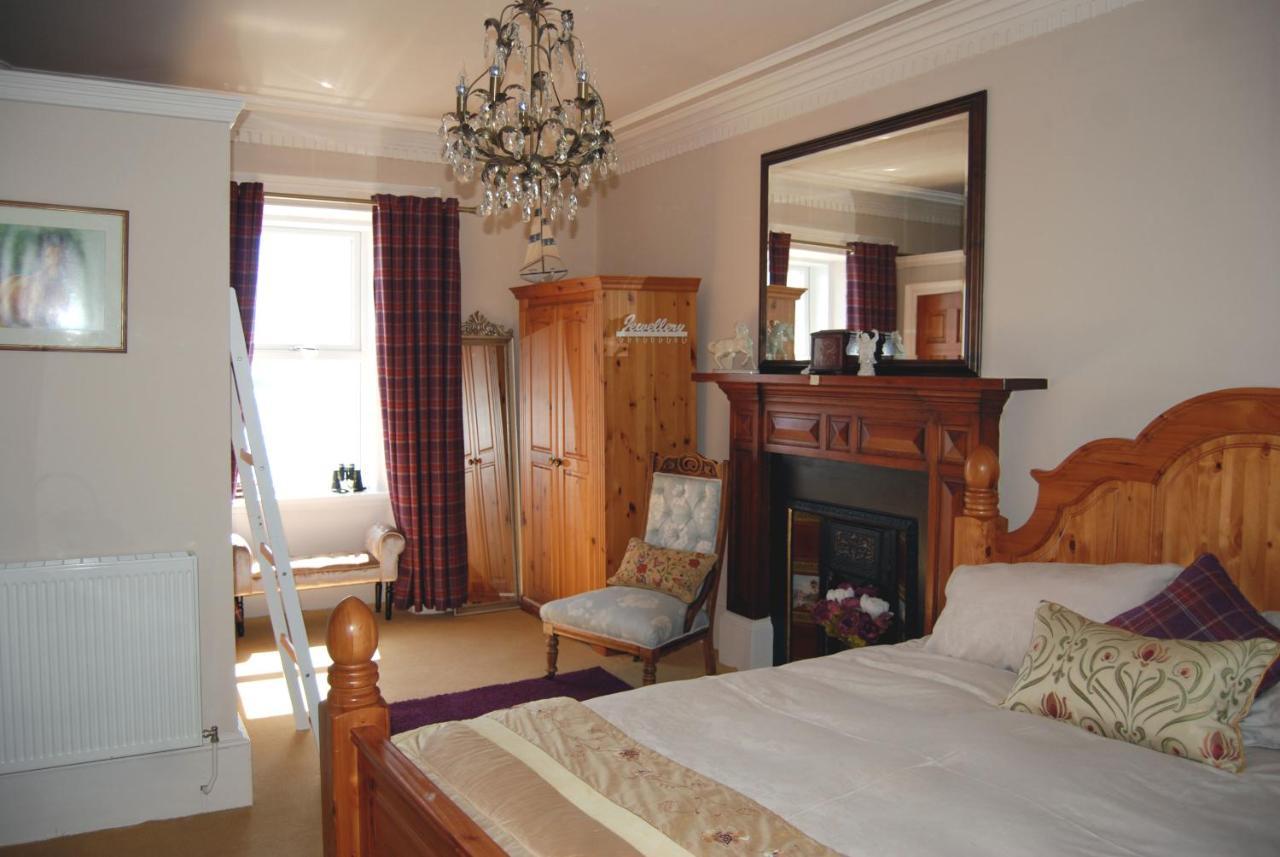 Orsay House Bed & Breakfast Portnahaven Exterior photo
